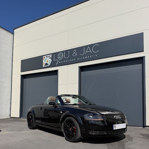 AUDI TT BASEBALL EDITION (Polissage Youngtimer Le Thor Pernes les Fontaines Velleron)
